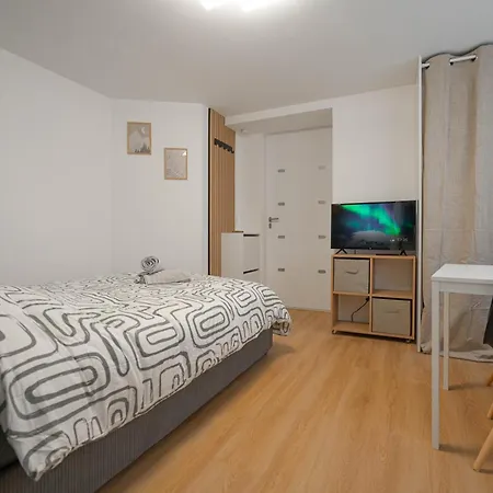 Chaleureux En Plein Centre * Saint-Astier (Dordogne)