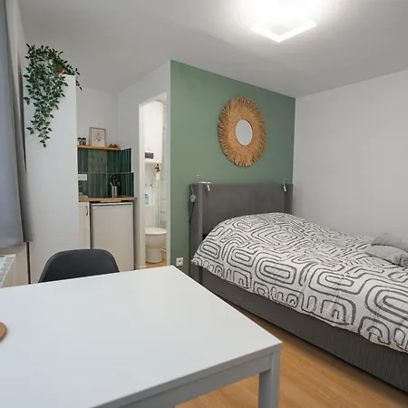 Chaleureux En Plein Centre Apartament