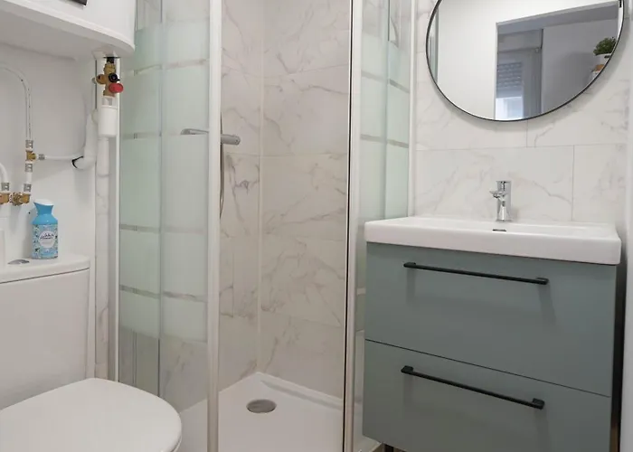 Chaleureux En Plein Centre *