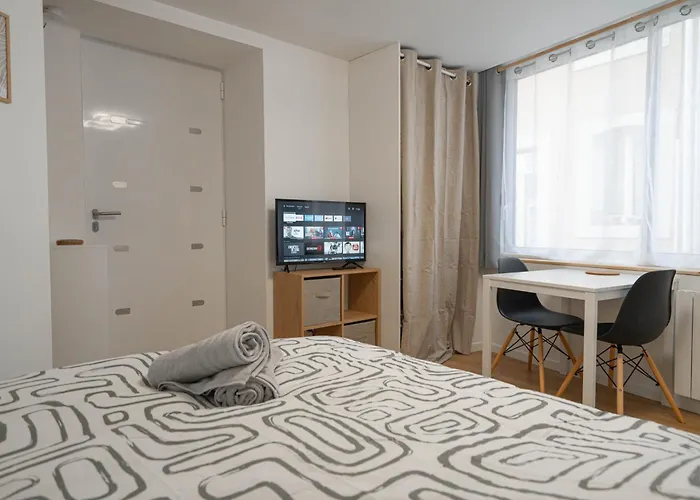 Chaleureux En Plein Centre * Saint-Astier (Dordogne)